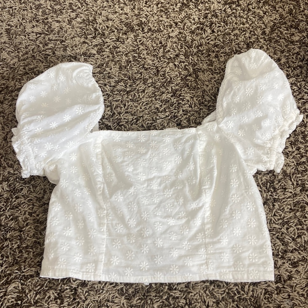 White Puff Sleeve Top